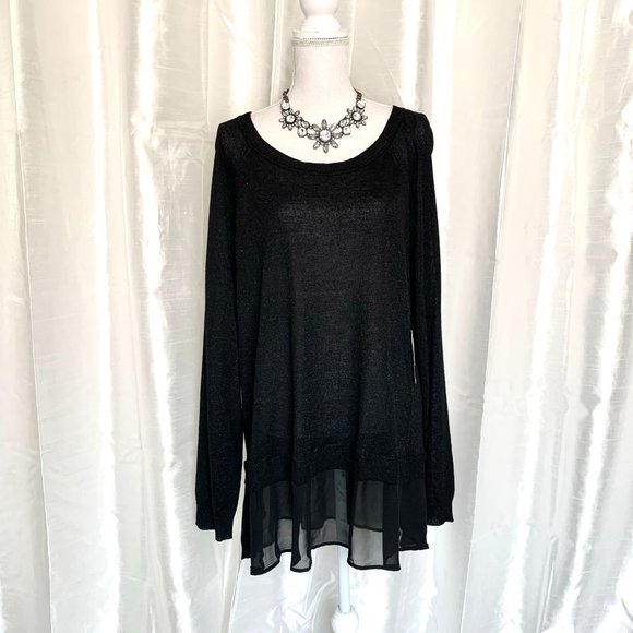 a.n.a Tops - NWT   STUNNING    BLACK w/SLIGHT SPARKLE TOP   3X